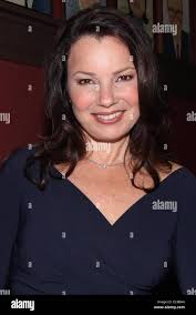 Star Fran Drescher Cendrillon reçoit son Sardi's portrait dans le célèbre  restaurant de Broadway. Avec : Peter Marc Jacobson,invité,Fran  Drescher,Robert Sternin Prudence,Fraser où : New York, New York, United  States Quand :