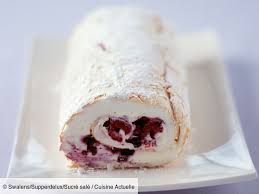 Buche Legere Aux Framboises Et Au Mascarpone Recettes Recette Recette Buche Alimentation Entremet Chocolat