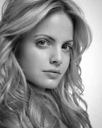 Add interesting content and earn coins. 15 Standing Still Ideas Celebrities Female Actresses Celebrities