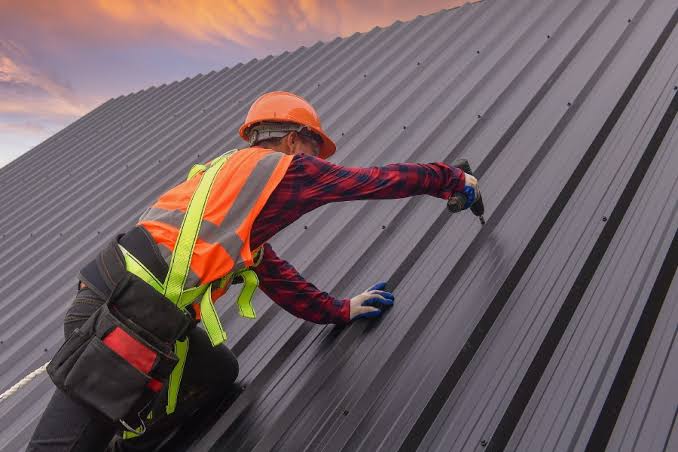DIY vs. Hiring a Pro for Metal Roof Installation - Allen's Construction, LLC