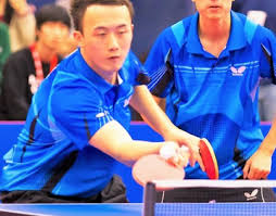 Forehand adalah pukulan yang dilakukan dengan bet yang gerakan ke arah kanan siku untuk pemain yang menggunakan tangan kanan sedangkan menurut muhajir (2017:139) drive adalah pukulan yang dilakukan dengan gerakan bet dari bawah serong ke atas dan sikap bet tertutup. Teknik Pukulan Tenis Meja Lengkap Dengan Gambar Dan Penjelasannya Aturan Permainan