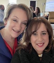 Daphne Fuller's Instagram, Twitter & Facebook