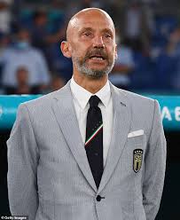 If i had to tell a player how and what a modern striker should do, i would indicate vialli. Gianluca Vialli Has Become A Symbol Of Italian Resilience Ahead Of Euro 2020 Final Saty Obchod News