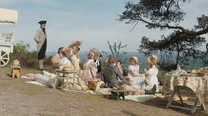 Экранизация одноименного романа джейн остин. Bella On Twitter Stills From Emma 2020