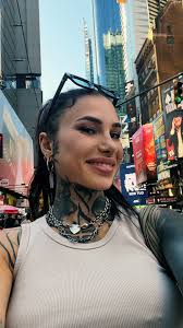 Roommates wanted for 6 bedroom apartment at Casa Loma