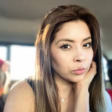 ABRIL MORENO 😉 (@abril.moreno92)