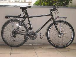 Cela permettra aussi de prolonger le bon état de votre meuble, car la peinture va protéger ses surfaces. Peindre Ou Repeindre Son Velo Peinture Pinceau Ou Bombe Page 2 Velo Vert Le Vtt Tout Le Vtt