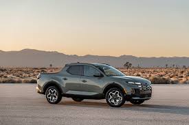 Hyundai santa crux impression is cool and elegant. Hyundai Santa Cruz Pickup Now Open For Pre Order In Canada Motor Illustrated