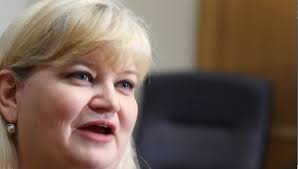 McClatchy names Robyn Tomlin top editor of N&O, regional editor for the  Carolinas