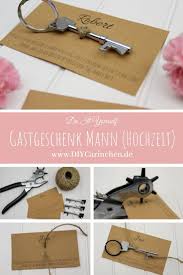 Diy Personalisiertes Gastgeschenk Zur Hochzeit Speziell Fur Manner In 2020 Personalisierte Gastgeschenke Geschenke Kleine Geschenke Fur Manner