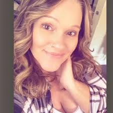 Tami Jones • Hometown Quilt Company, LLC