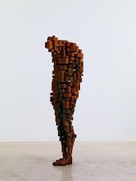 Sculptural Art By Antony Gormley Sculpture Art Brick Art Sculpture Installation