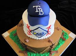 We love this creative baseball party table centerpiece filled with peanuts and popcorn!. Baseball Cakes Decoration Ideas Little Birthday Cakes