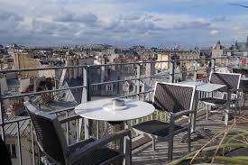 Renouveler l'image de la samaritaine par un geste architectural contemporain et innovant sur la rue de rivoli. Die 5 Besten Dachterrassen In Paris
