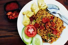 Masakan ini punya banyak variasi dimulai dari yang sederhana hingga versi istimewa. 5 Resep Mie Goreng Enak Dan Praktis Ada Rasa Kampung Hingga Untuk Diet
