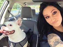 Jessica Knapik's Instagram, Twitter & Facebook