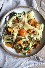 Silk Handkerchiefs With Girolles And Confit Egg Yolk Recipe In 2021 Tasty Vegetarian Recipes Vegetable Soup Healthy Food Dishes