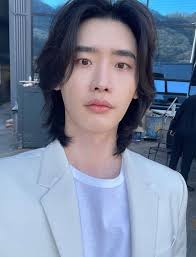 Find & download the most popular woman long hair photos on freepik free for commercial use high quality images over 9 million stock photos. Lee Jong Suk Long Haired Perfect Match Digestion Terius Transform Of Pure White