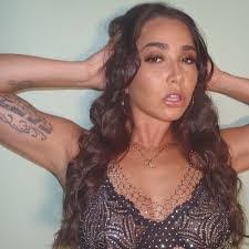 Karl Grey's Instagram, Twitter & Facebook