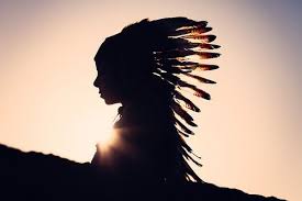 Pin By Hannah Eppel On Feathers Native American Indians Native American Beauty Indian Headdress