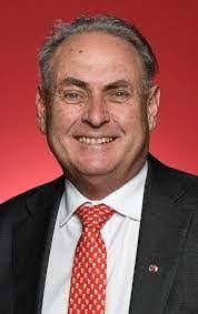 Deborah Knippel's Instagram, Twitter & Facebook