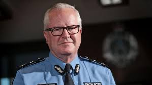 Police Commissioner Chris Dawson urges officers to 'stand strong' with  Aboriginal community, encourages them to 'build a police force of trust'