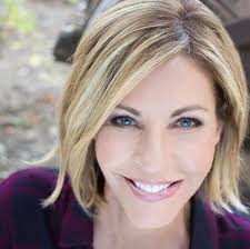 Piggy and Pug: Wheaton, Anne: 9780974116099: Amazon.com: Books