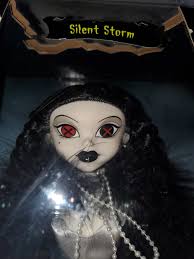 Beware guys. Scammers are fishing with pictures of ex Slayer Storm.