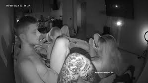 Amelie Relaxing Naked - Bedroom Privacy - Oscar & Pearl