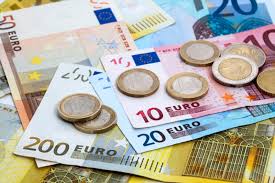 Cursul bnr la 31 decembrie 2020 este 1 euro = 4.8694 lei (închiderea exercițiului financiar 2020). Euro A Revenit La 4 66 Lei Ziarul Argesul EdiÅ£ia Online