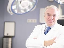 Antonio conte e i suoi capelli: Antonio Conte Capelli Trapiantati E Personaggi Famosi