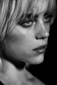 Emily Crawley (emilycrawley04)