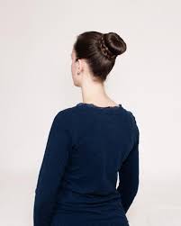 Wer morgens nicht viel an einem „bad hair day müssen sie also nicht stundenlang stylen, sondern sind in wenigen minuten ausgehfertig. 5 Minuten Frisur Fur Lange Haare