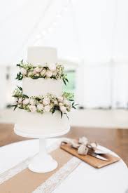 Our local area professional florists welcome your flower deliveries to tyler, tx aka the rose capital of america. Wedding Cakes With Fresh Flowers Martha Stewart