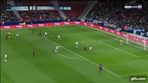 Share a gif and browse these related gif searches. Venezuela Humilla A Argentina En El Regreso De Messi Pasion Futbol Noticias