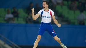 Et c'est un petit séisme dans le monde de la perche hexagonal. Renaud Lavillenie Present Sur Le Championnat De France Cross Country A Reims Les 24 Et 25 Janvier
