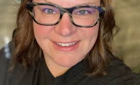 Mayra Lockhart's Instagram, Twitter & Facebook