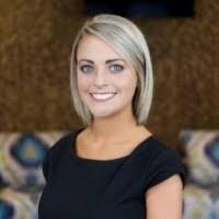 Amanda Jablonski's Instagram, Twitter & Facebook