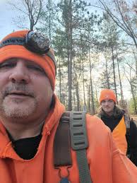 join Funny Feather and Fur Lifeis Lifeislikea likea hot bath! Sging Grạc  Gracefully It feels good when you are in it; but the longer you stay there,  the more wrinkled you get.