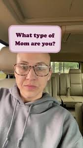 Lena Echols's Instagram, Twitter & Facebook