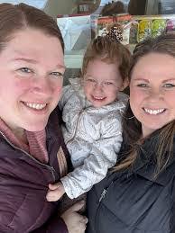 Allison Theriault's Instagram, Twitter & Facebook