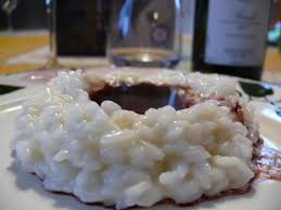 Versate il barolo e quando sarà parzialmente evaporato, cominciate ad unire il brodo poco alla volta. Risotto Al Castelmagno Con Riduzione Di Barolo Barolo Cannubi Boschis Virna Borgogno Zaccaria