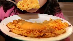 Essen Trinken Apfelkompott Mit Kartoffelpuffern Von Frank Rosin Rezept Kartoffelpuffer Essen Lebensmittel Essen