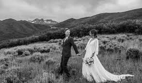 Owner laura perrotta has been passionate about taking pictures since a young age and was always the one who took the family photos. Salt Lake City Wedding Photographers Reviews For 333 Ut Photographers