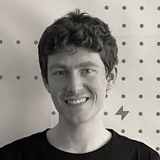 Alexander Riedel's Instagram, Twitter & Facebook