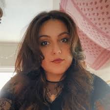 you wouldn't follow a brand that posts randomly... so why do creators think  they can? you are the brand now!