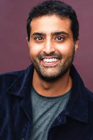 Hardly Working (TV Series 2007– )