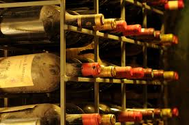 Le vin le plus vieux de monde pourrait bien être italien: La Cave La Tour D Argent