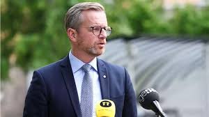 20,598 likes · 1,650 talking about this. Mikael Damberg Om Skjutningarna I Stockholm Oerhort Allvarliga