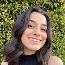 Linda Cianciolo's Instagram, Twitter & Facebook